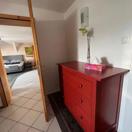 Historische Villa Im Zentrum Velden Apartman