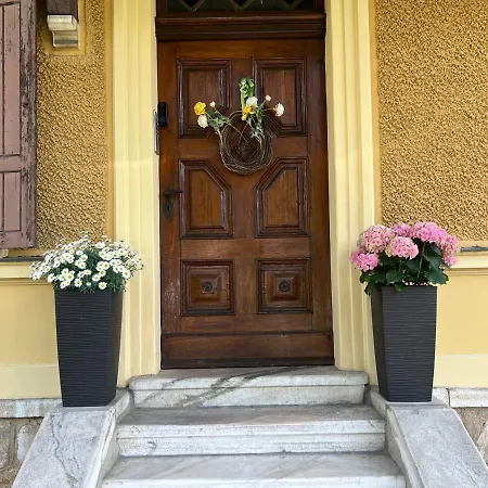Historische Im Zentrum Velden * フェルデン・アム・ヴェルターゼー