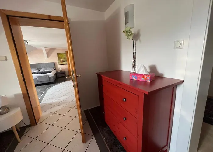 Historische Villa Im Zentrum Velden Apartman